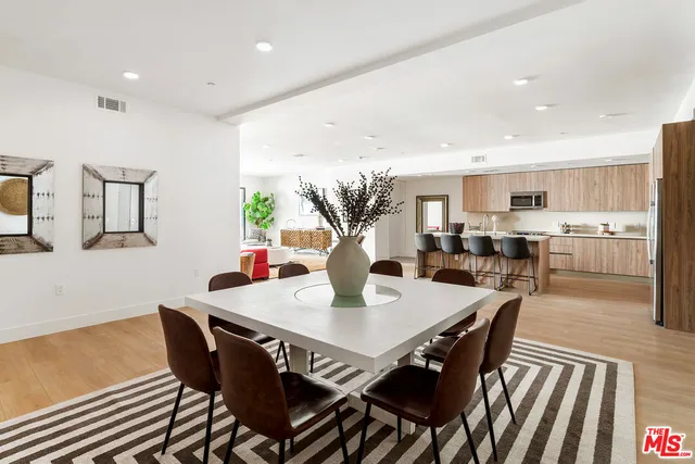 $10,000 | 3651 Regal Place, Unit 303, Los Angeles, CA 90068