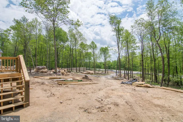 $600,000 | 166 Wisp Adventure Road, McHenry, MD 21541