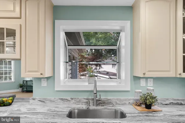 $1,050,000 | 10429 Headly Court, Fairfax, VA 22032