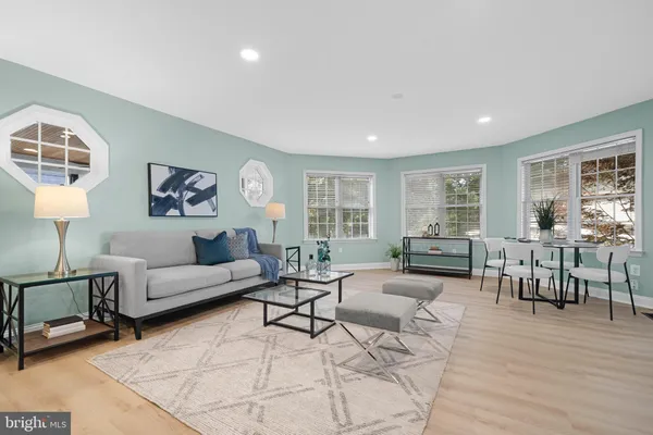 $1,050,000 | 10429 Headly Court, Fairfax, VA 22032