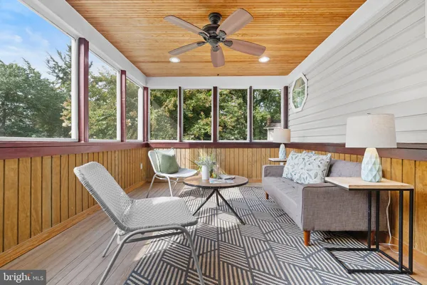 $1,050,000 | 10429 Headly Court, Fairfax, VA 22032