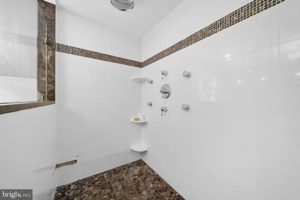 $1,050,000 | 10429 Headly Court, Fairfax, VA 22032