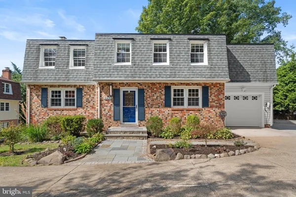 $1,050,000 | 10429 Headly Court, Fairfax, VA 22032
