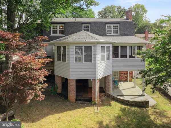 $1,050,000 | 10429 Headly Court, Fairfax, VA 22032