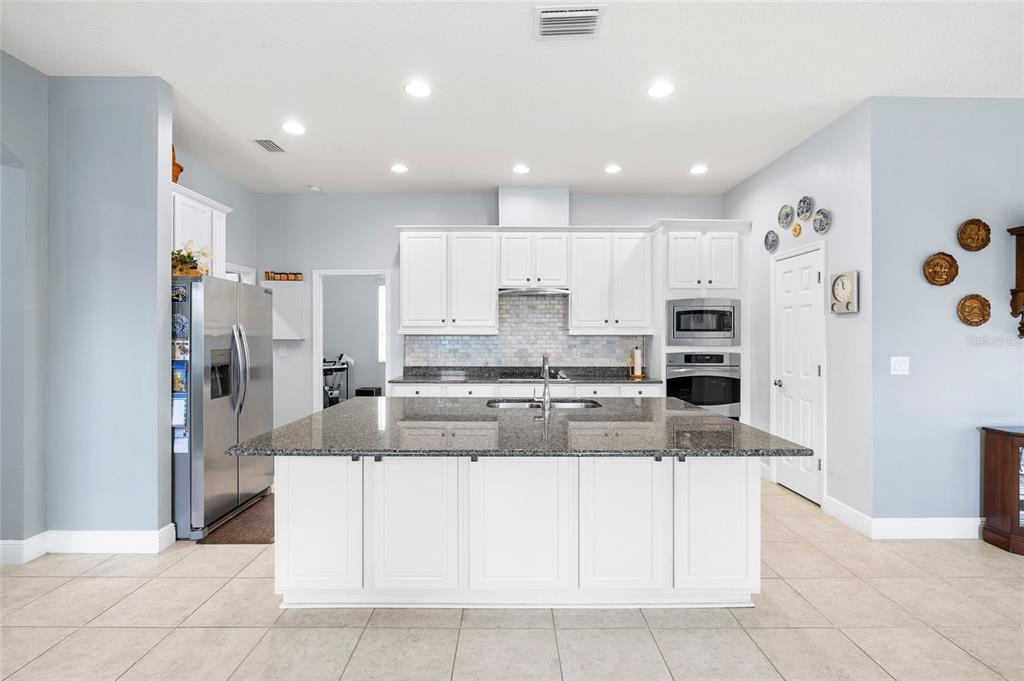 5212 Rosefinch Place Lithia, FL 33547 - Photo 20 of 69