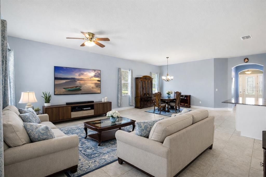 5212 Rosefinch Place Lithia, FL 33547 - Photo 9 of 69