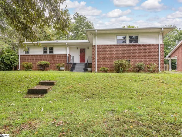 $289,000 | 106 Green Street, Greer, SC 29650