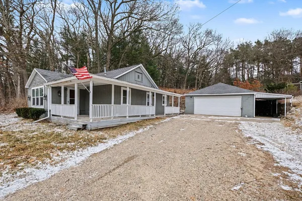 $250,000 | 10990 Summit Avenue Northeast, Rockford, MI 49341