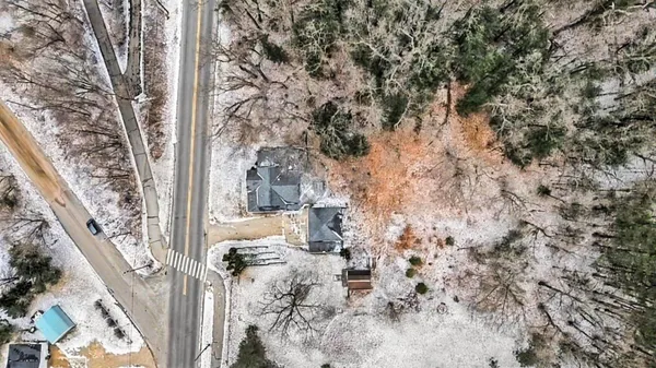 $250,000 | 10990 Summit Avenue Northeast, Rockford, MI 49341