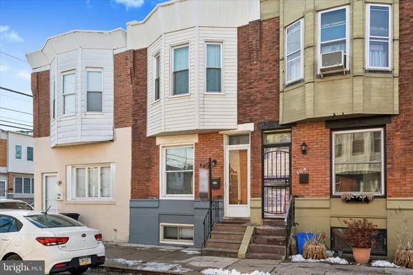 $1,695 | 102 Daly Street, Philadelphia, PA 19148
