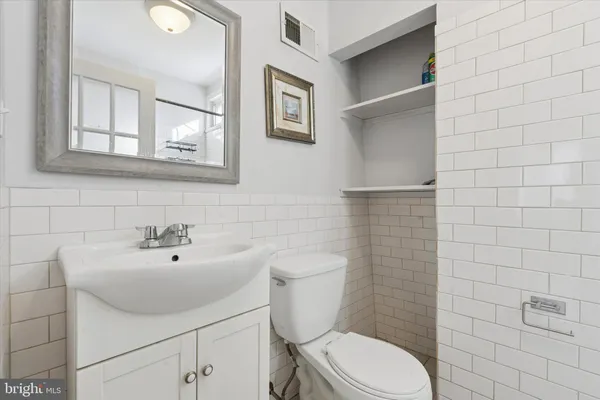 $1,695 | 102 Daly Street, Philadelphia, PA 19148
