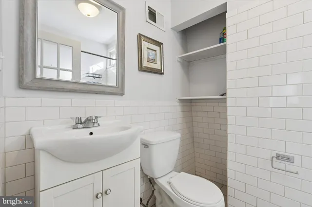 $1,795 | 102 Daly Street, Philadelphia, PA 19148