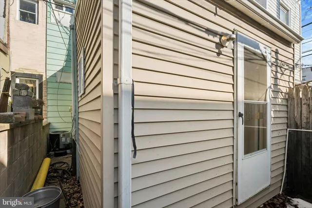 $1,795 | 102 Daly Street, Philadelphia, PA 19148