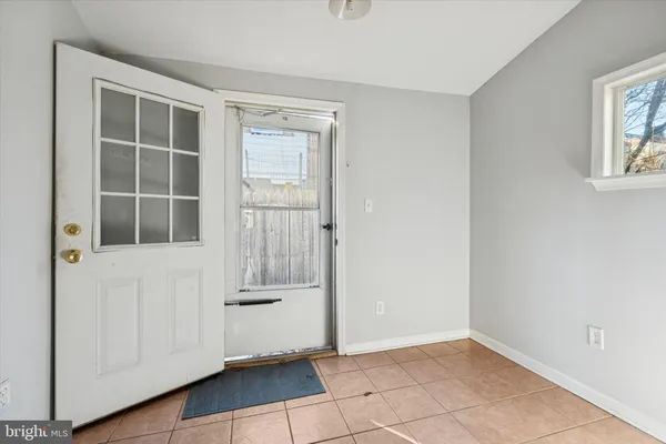 $1,695 | 102 Daly Street, Philadelphia, PA 19148