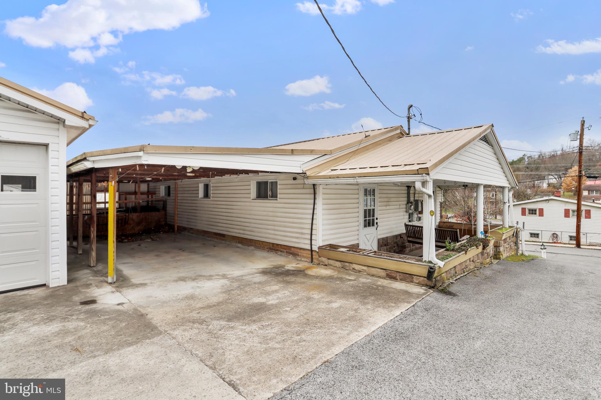 208 Fulton Street Hancock, MD 21750 - Photo 30 of 33 a view of a house with gym equipment