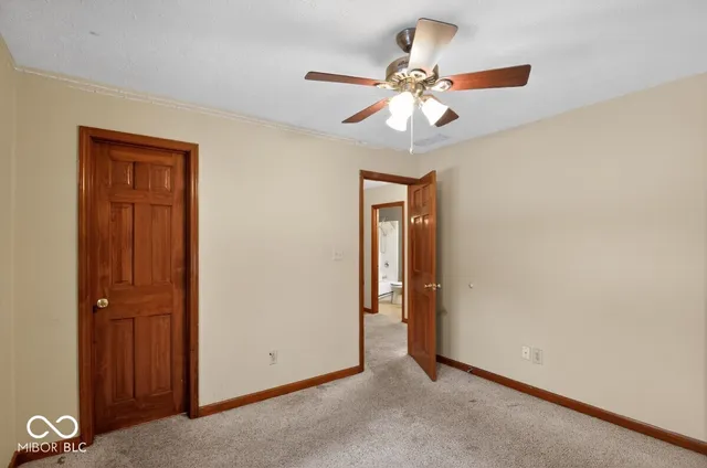 $325,000 | 902 St Andrews Drive, Avon, IN 46123