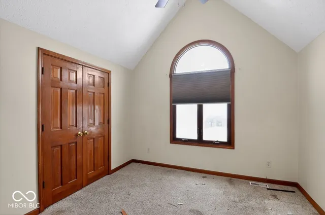 $325,000 | 902 St Andrews Drive, Avon, IN 46123