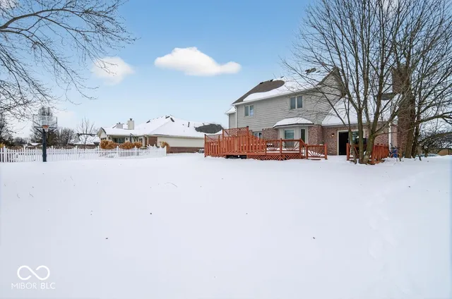 $325,000 | 902 St Andrews Drive, Avon, IN 46123