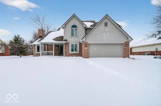 $325,000 | 902 St Andrews Drive, Avon, IN 46123