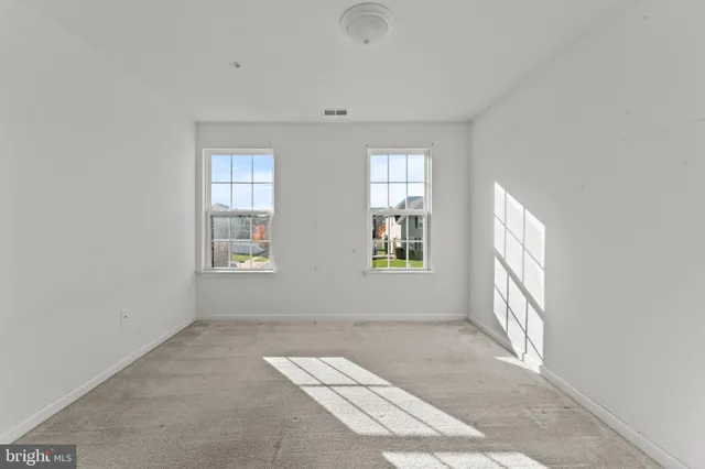 $555,000 | 10568 Long Leaf Lane, Waldorf, MD 20603