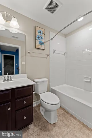 $555,000 | 10568 Long Leaf Lane, Waldorf, MD 20603