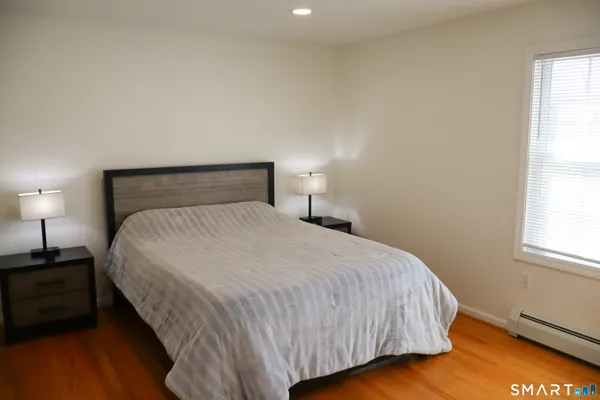 $2,300 | 25 West Silver Street, Unit 25, Middletown, CT 06457