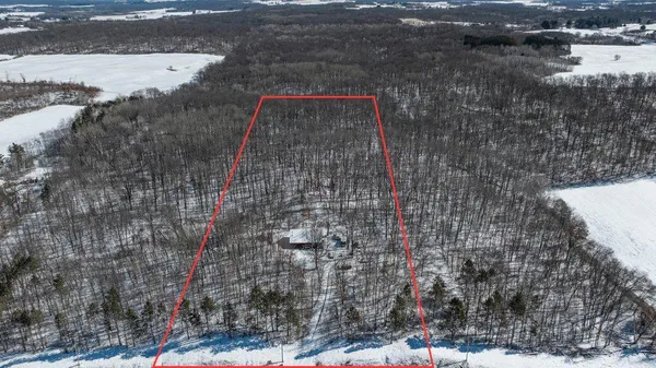 $415,000 | 438 280th Street, Osceola, WI 54020