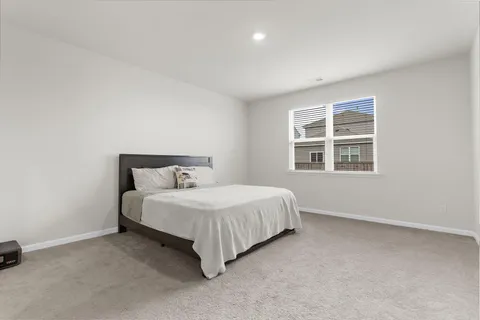 $350,000 | 320 Bear Paw Lane, Summerville, SC 29486