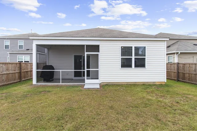 $350,000 | 320 Bear Paw Lane, Summerville, SC 29486