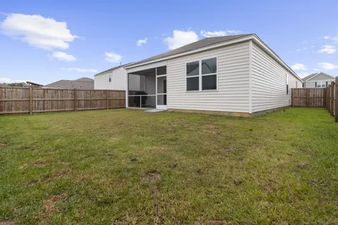 $350,000 | 320 Bear Paw Lane, Summerville, SC 29486