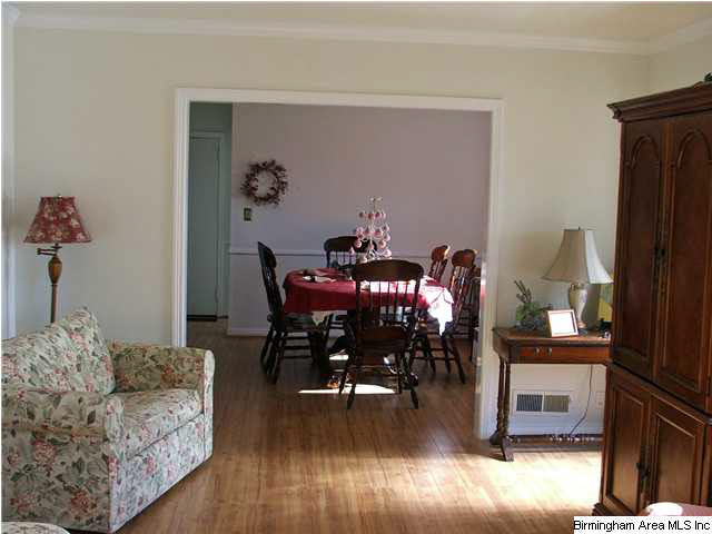 2016 Southwood Road Birmingham, AL 35216 - Photo 7 of 22