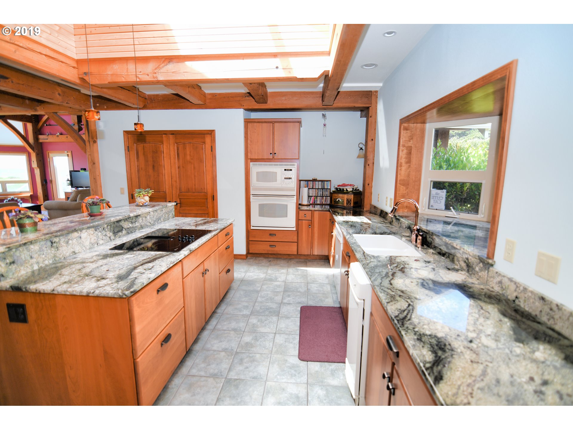 33160 Nesika Road Gold Beach, OR 97444 - Photo 15 of 31