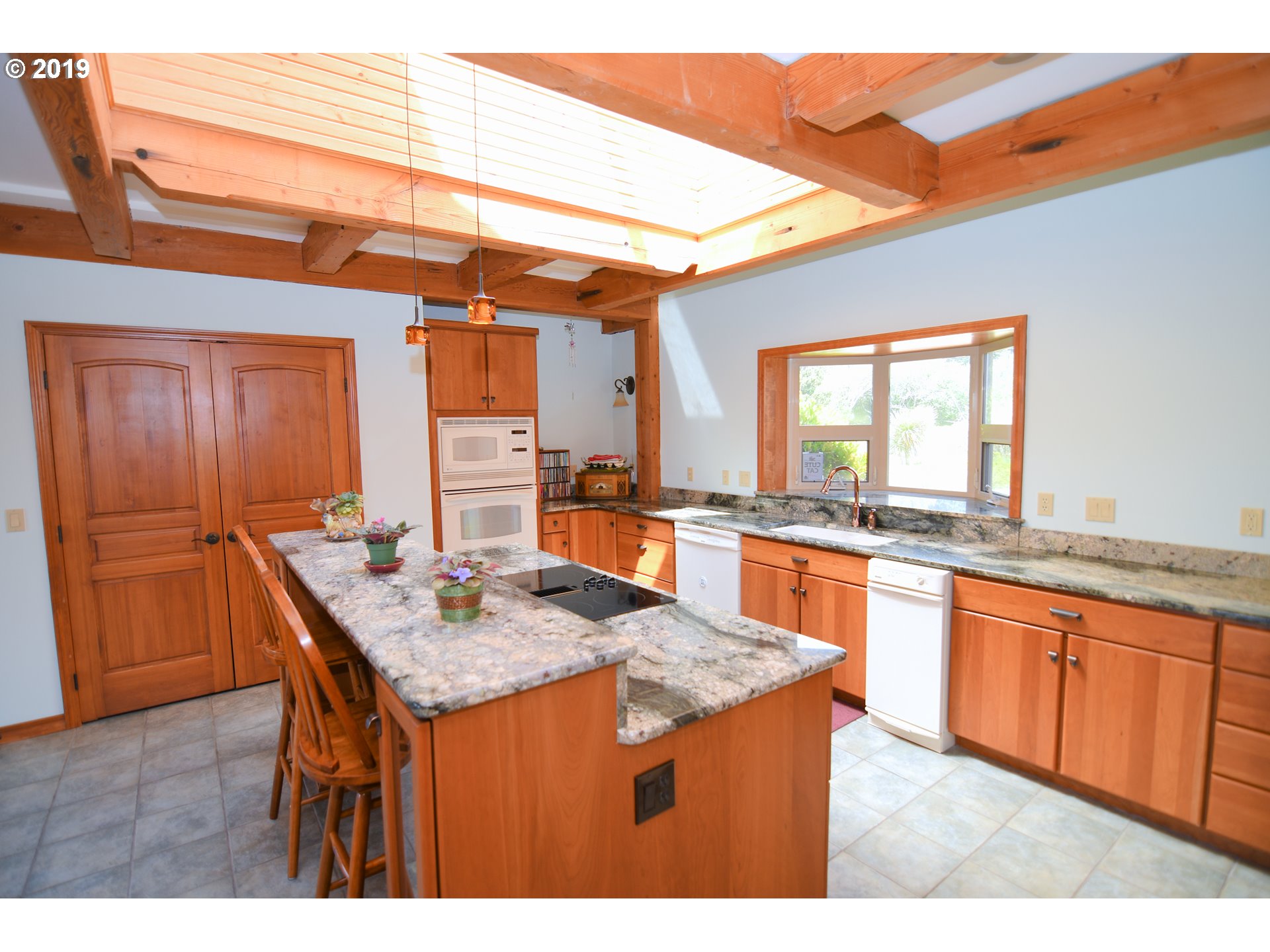 33160 Nesika Road Gold Beach, OR 97444 - Photo 16 of 31