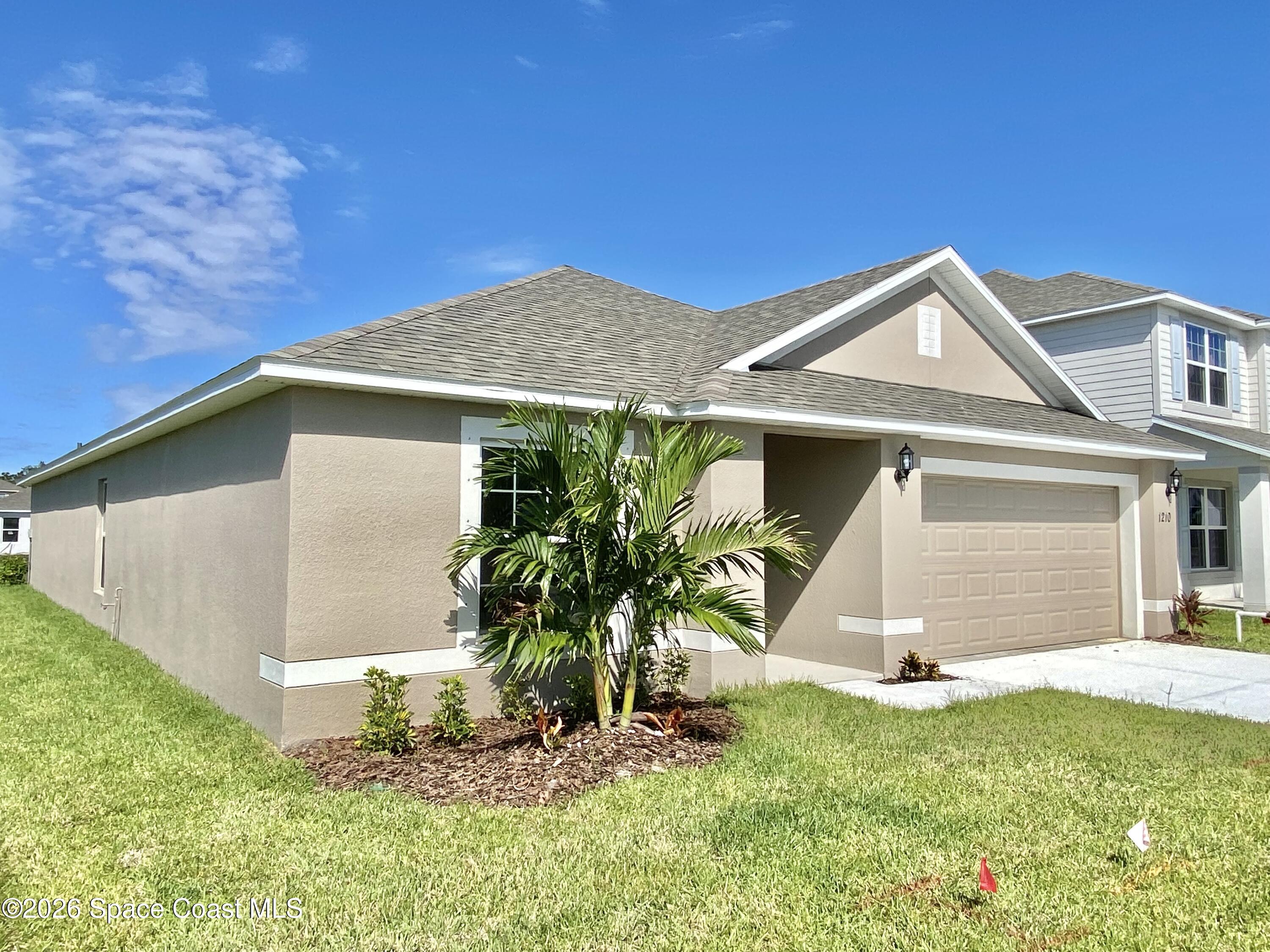 1210 Dania Circle Palm Bay, FL 32905 - Photo 3 of 28 IMG_9368