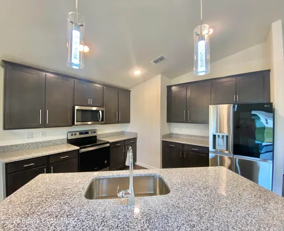 $2,400 | 1210 Dania Circle, Palm Bay, FL 32905