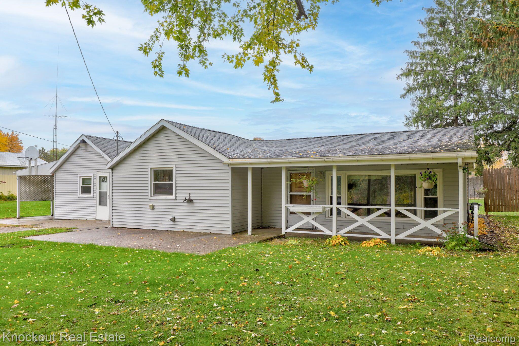 5835 Fort Road Saginaw, MI 48601 - Photo 1 of 34 Gallery Image 1