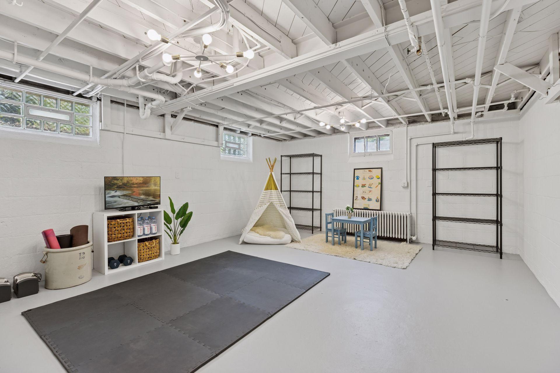 225 Holly Road Hopkins, MN 55343 - Photo 45 of 52