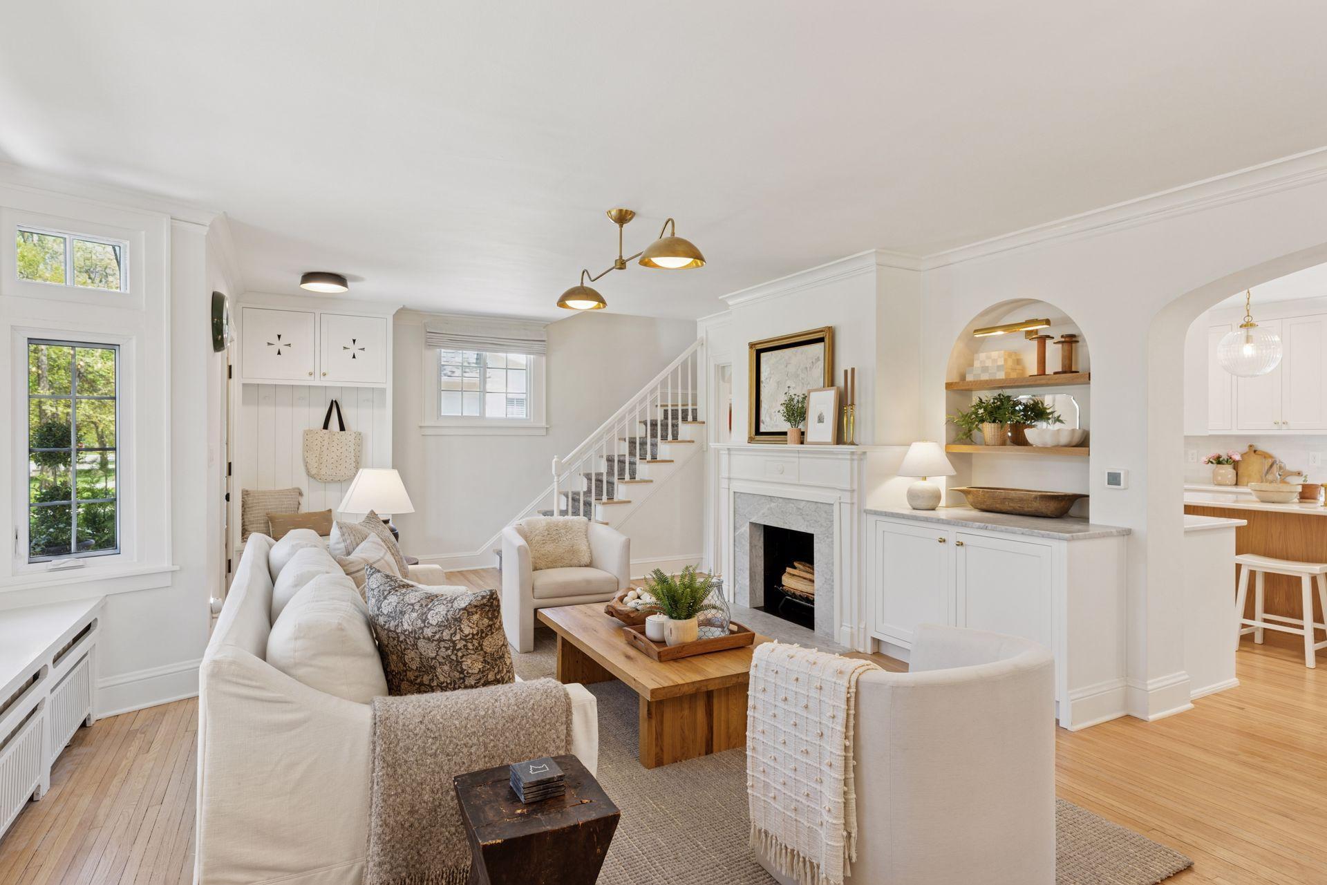 225 Holly Road Hopkins, MN 55343 - Photo 10 of 52