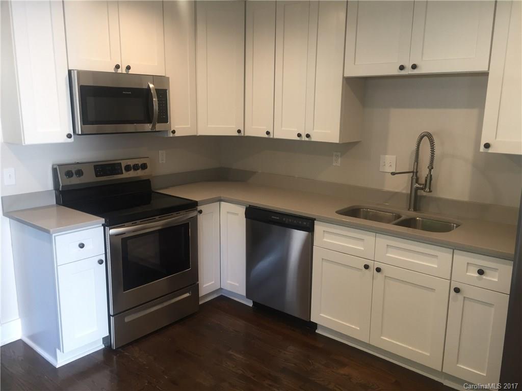 2736 Mayflower Road Charlotte, NC 28208 - Photo 5 of 18 Gallery Image 5