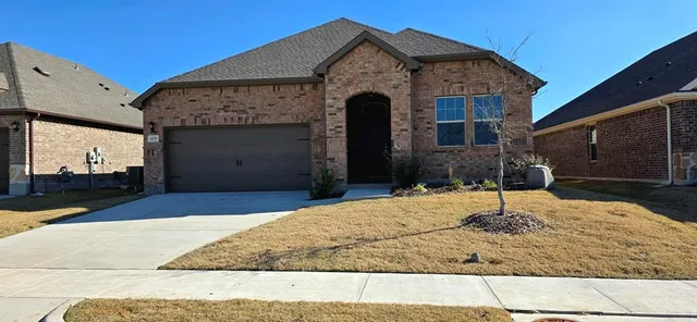 $2,150 | 4125 Sky Drive, Sherman, TX 75090