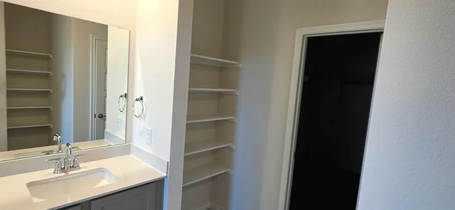 $2,150 | 4125 Sky Drive, Sherman, TX 75090