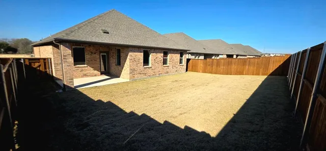 $2,150 | 4125 Sky Drive, Sherman, TX 75090