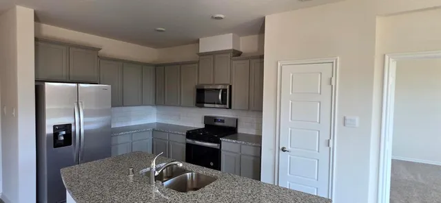 $2,150 | 4125 Sky Drive, Sherman, TX 75090