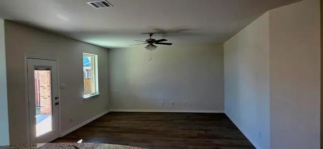 $2,150 | 4125 Sky Drive, Sherman, TX 75090