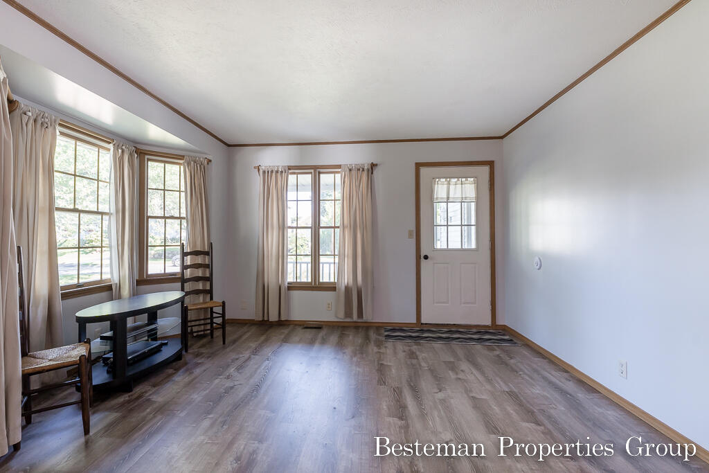 320 River Street Spring Lake, MI 49456 - Photo 11 of 38 320River10Lores