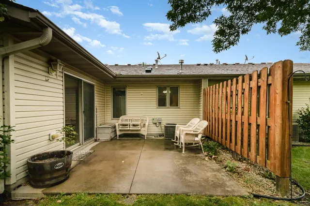 $259,000 | 218 6th Street Northeast, Montgomery, MN 56069