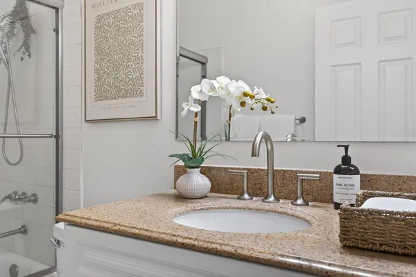 $1,049,000 | 1297 Halifax Court, Ventura, CA 93004