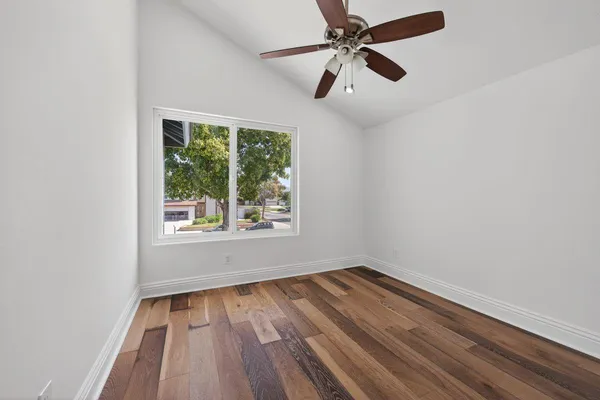 $1,049,000 | 1297 Halifax Court, Ventura, CA 93004
