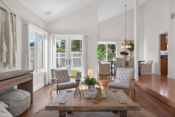 $1,049,000 | 1297 Halifax Court, Ventura, CA 93004