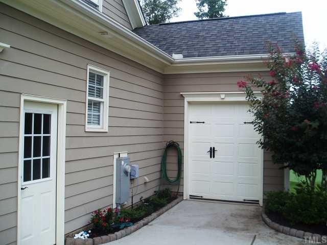 472 Waterville Street Raleigh, NC 27603 - Photo 3 of 7 Your own private golf cart garage